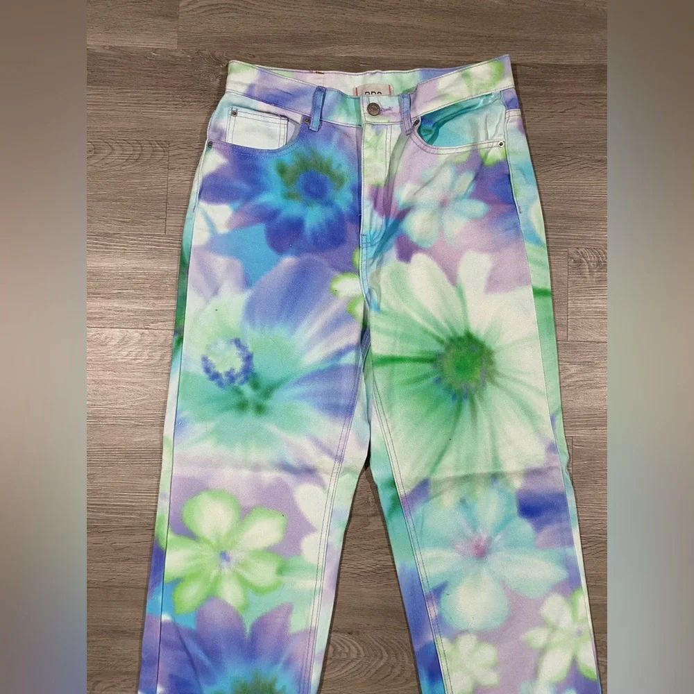 BDG x Urban Outfitters Festival Floral‎ Tie Dye Cowboy Jean High Waist 29